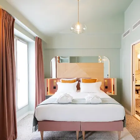 Hotel Amoi 4*